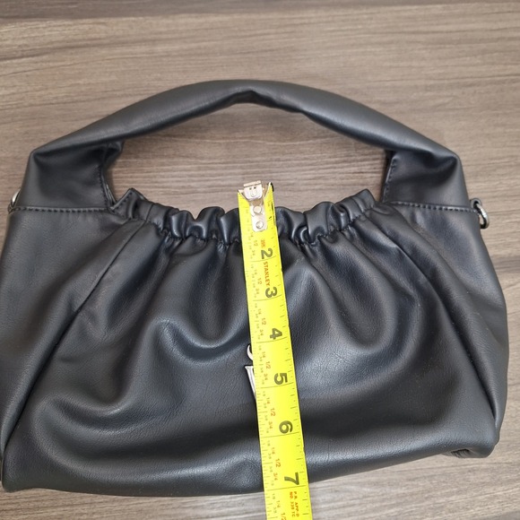 Simply Vera Vera Wang Black Ruched Faux Leather Hobo Bag SV Logo Handbag - Picture 7 of 11